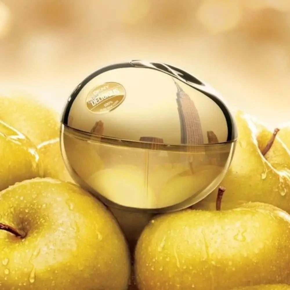 DKNY Golden Delicious Eau de Parfum 50ml – Parfum Floral și Lemnos cu Note de Măr și Flori Ideal pentru Femeia