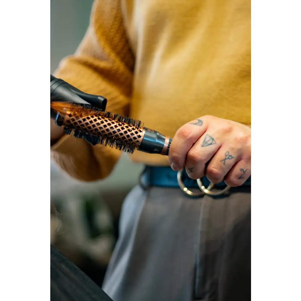 Olivia Garden Expert Blowout Heat Nylgard Bristles– Professzionális Hőálló Hajkefe Vastag Nehezen Kezelhető Hajhoz - Haj