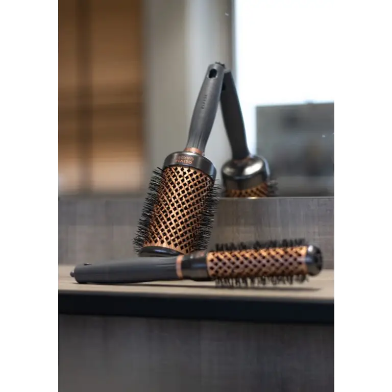 Olivia Garden Expert Blowout Heat Nylgard Bristles– Professzionális Hőálló Hajkefe Vastag Nehezen Kezelhető Hajhoz - Haj