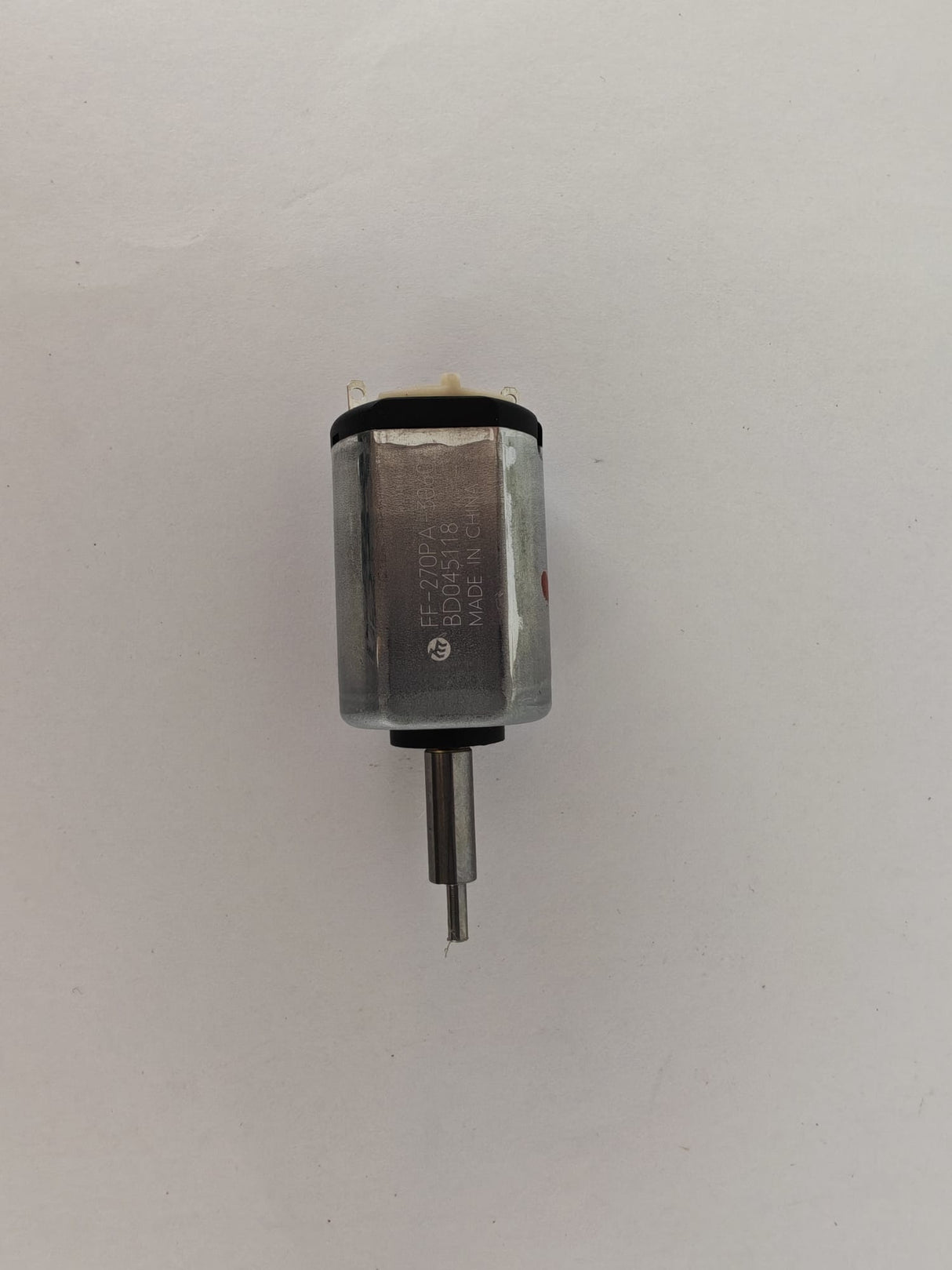 Wahl – DC motor Hi-Viz borotvához