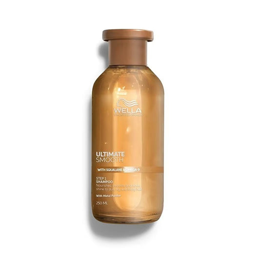Wella Professionals Ultimate Smooth – Tápláló és Frizzelésgátló Professzionális Sampon Száraz és Lázadó Hajra 250ml